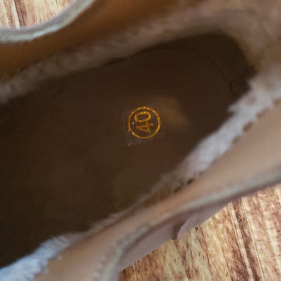 Fashion casual Sneakers Taupe faux fur lined casual comfort mid ankle high tops - Picture 3 of 9